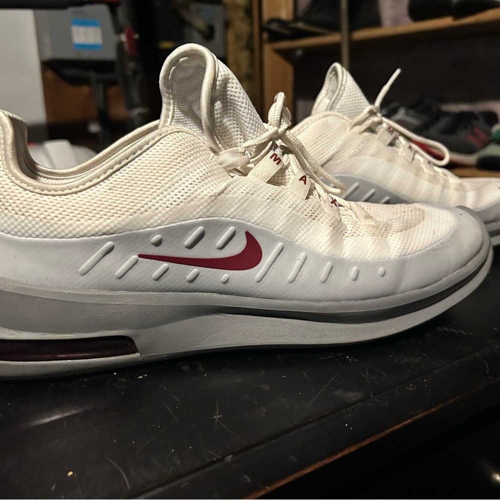 Nike Air Max Mens cross trainers, size 12.  Like new (worn twice)
